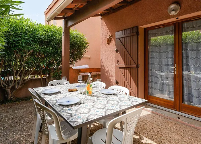 Pavillon 3 Pieces Proche Avec Terrasse Et Parking Prive - Fr-1-409-185 * 纳博讷
